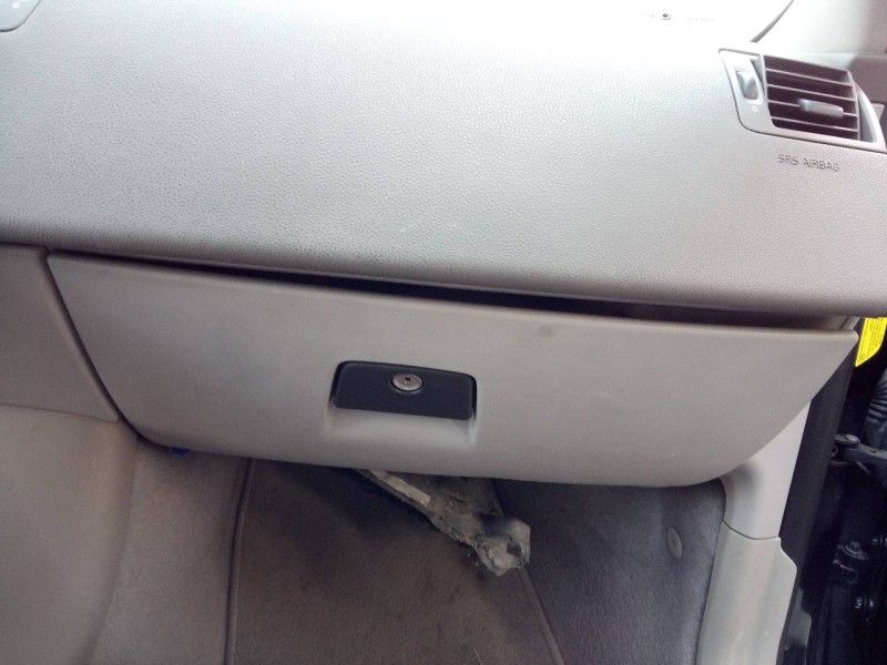 Recambio de guantera para volvo v50 familiar 2.0 d kinetic referencia OEM IAM   