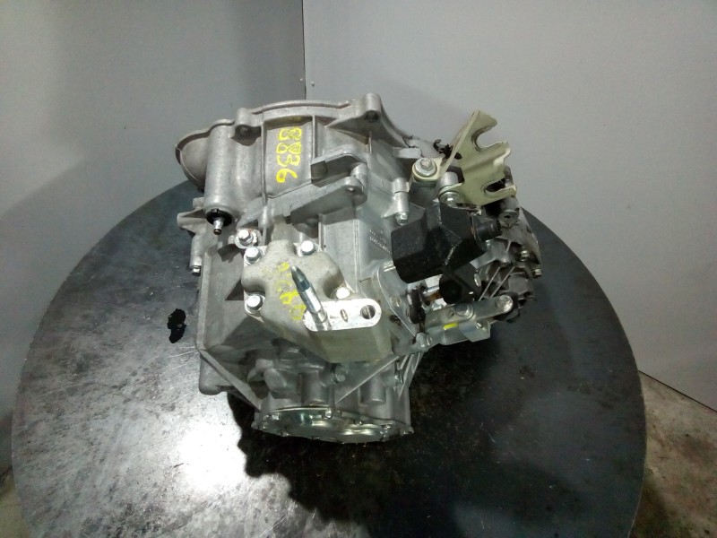 Recambio de caja cambios para chevrolet epica lt referencia OEM IAM BC008567  M1-A3-113