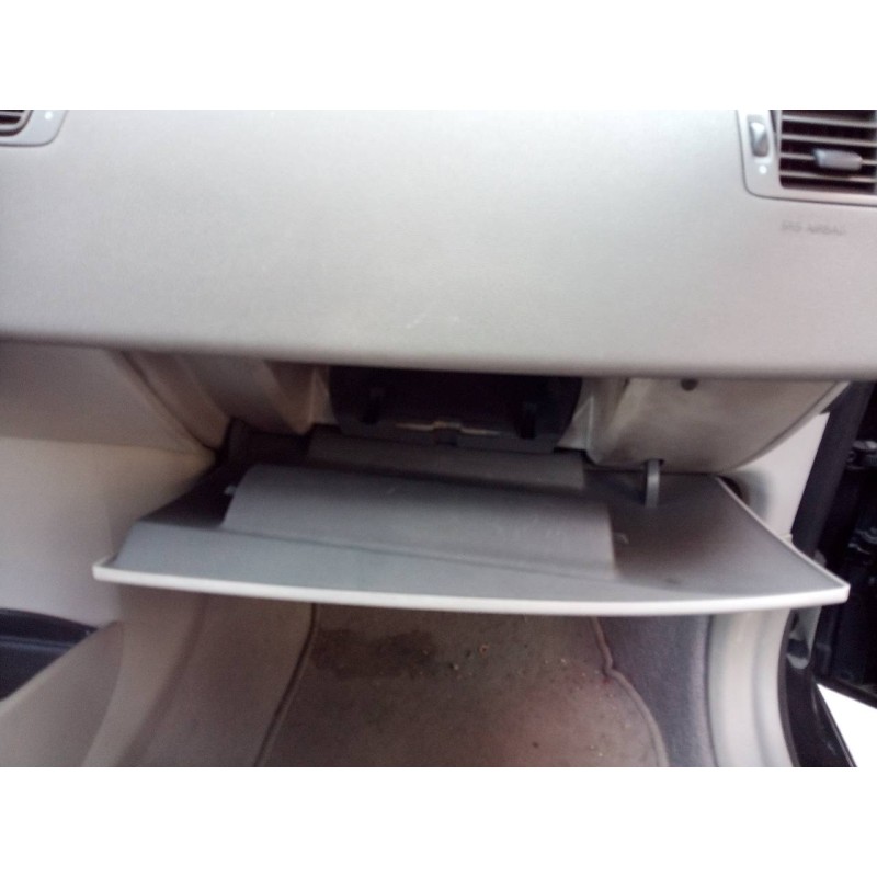 Recambio de guantera para volvo v50 familiar 2.0 d kinetic referencia OEM IAM   