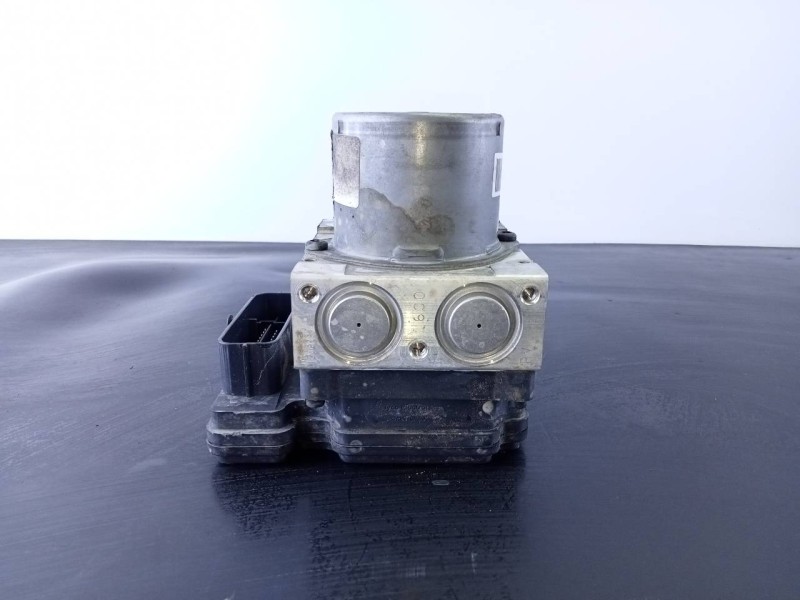 Recambio de abs para kia cee´d drive referencia OEM IAM 58920A2210 A258920500 P3-B8-28-3