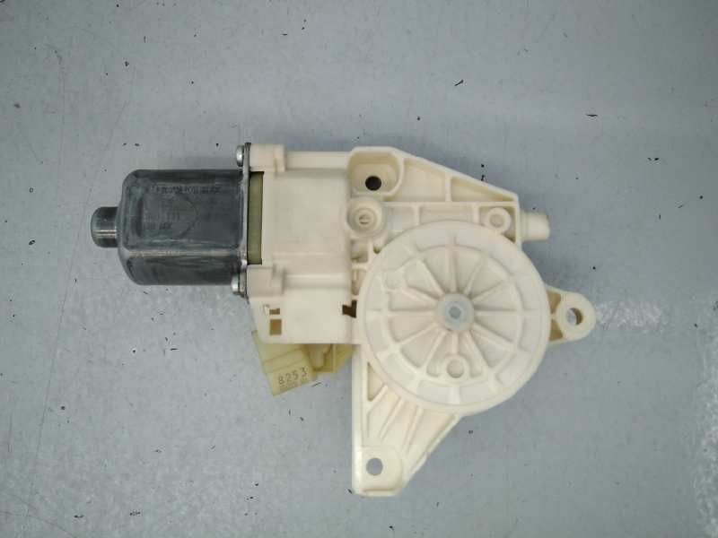 Recambio de motor elevalunas trasero izquierdo para mercedes-benz clase c (w204) berlina c 200 kompressor special edition (204.0