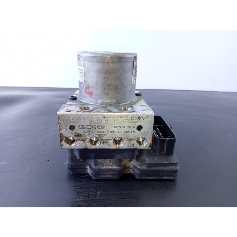 Recambio de abs para kia cee´d drive referencia OEM IAM 58920A2210 A258920500 P3-B8-28-3