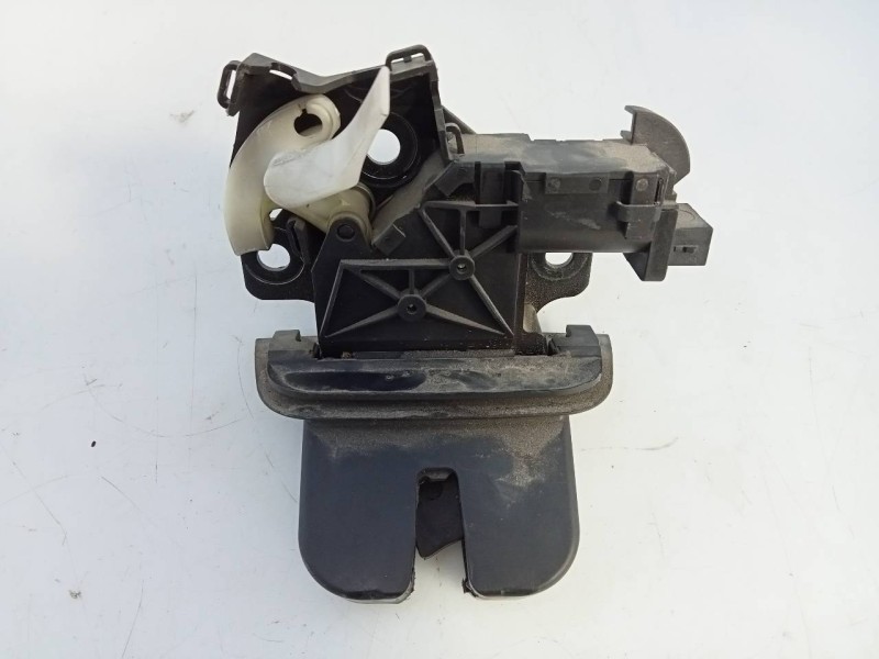 Recambio de cerradura maletero / porton para audi q7 (4l) 3.0 tdi referencia OEM IAM 8P4827505B  E1-B6-52-2