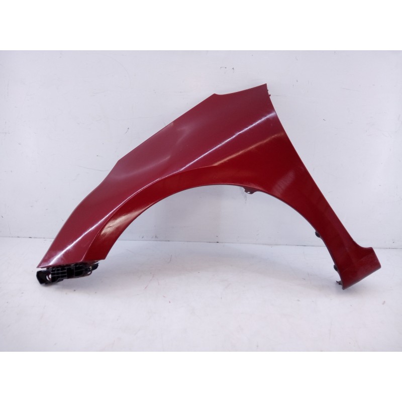 Recambio de aleta delantera izquierda para kia cee´d drive referencia OEM IAM   E4-A2-9