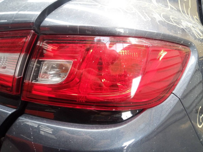 Recambio de piloto trasero derecho para renault clio iv limited referencia OEM IAM 265509846R  E1-A1-39-1