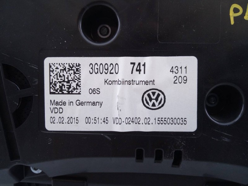 Recambio de cuadro instrumentos para volkswagen passat lim. (3g2) advance bmt referencia OEM IAM 3G0920741  E2-A1-28-3