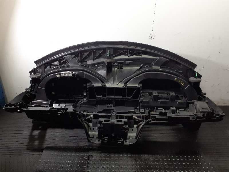 Recambio de salpicadero para citroën c5 berlina exclusive referencia OEM IAM 8231T7 9682177977 P2-A2-21