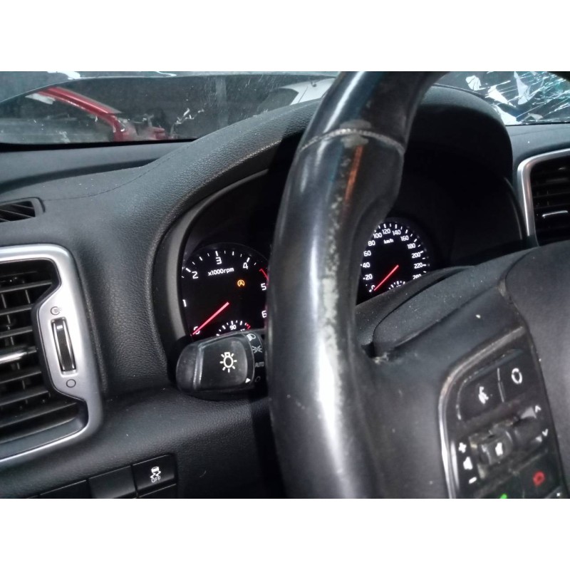 Recambio de volante para kia sportage business 2wd referencia OEM IAM   