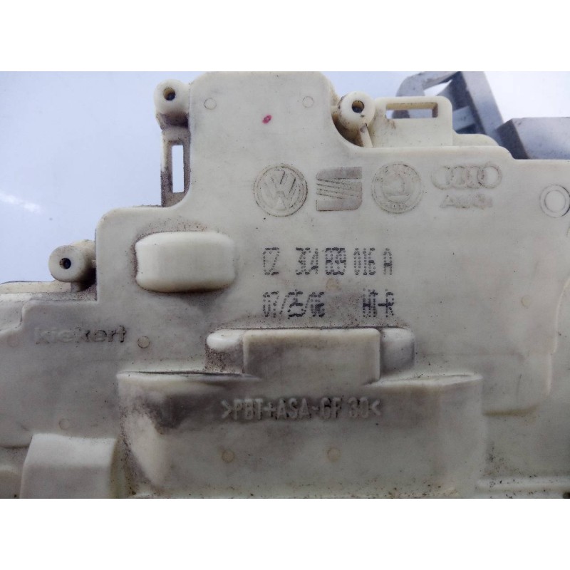 Recambio de cerradura puerta trasera derecha para audi q7 (4l) 3.0 tdi referencia OEM IAM CZ3C4839016A  E1-B6-39-2