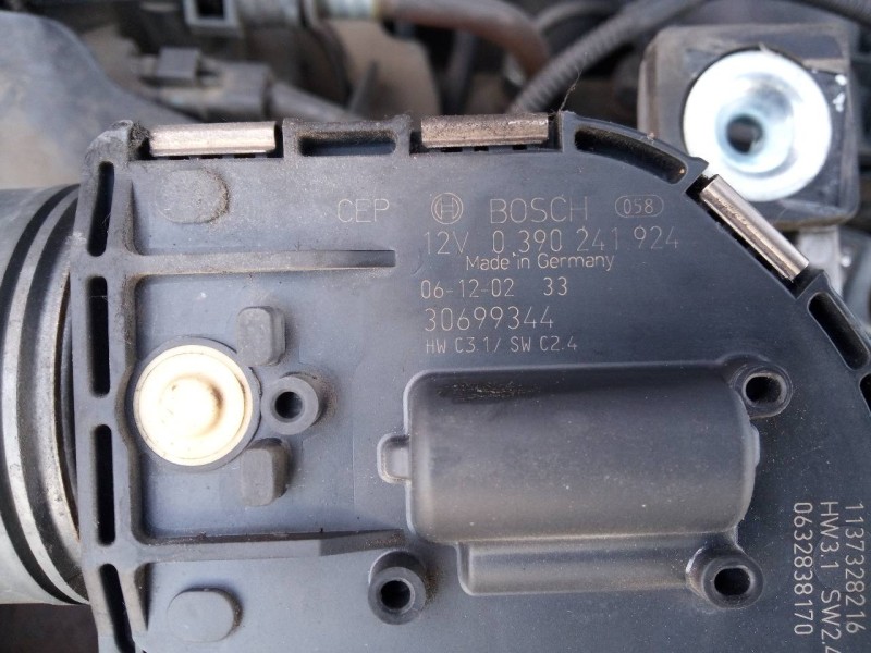 Recambio de motor limpia delantero para volvo v50 familiar 2.0 d kinetic referencia OEM IAM 0390241924 30699344 