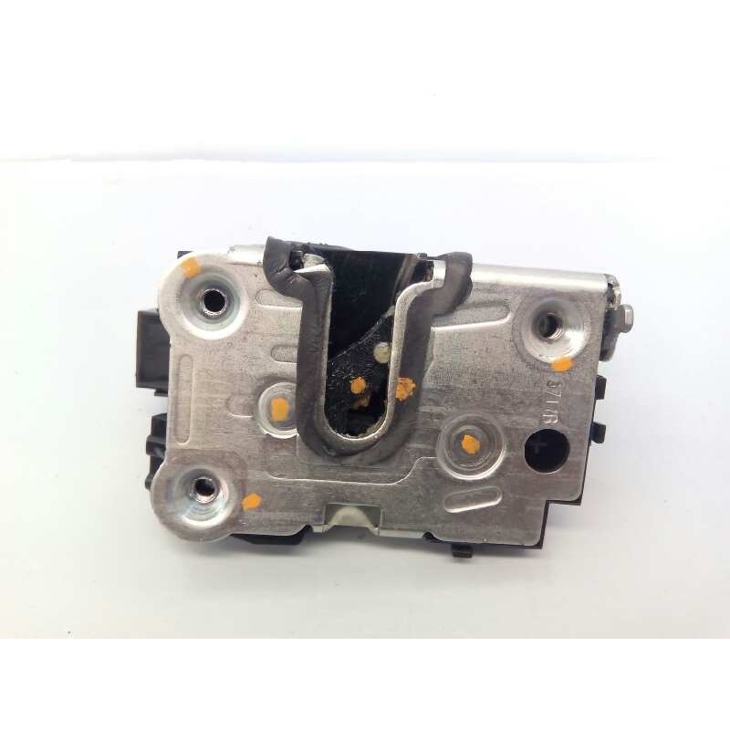 Recambio de cerradura puerta trasera derecha para dacia duster laureate 4x2 referencia OEM IAM   E1-A1-4-3