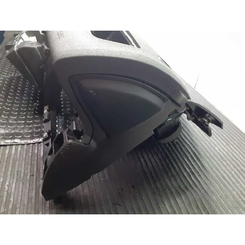 Recambio de salpicadero para citroën c5 berlina exclusive referencia OEM IAM 8231T7 9682177977 P2-A2-21