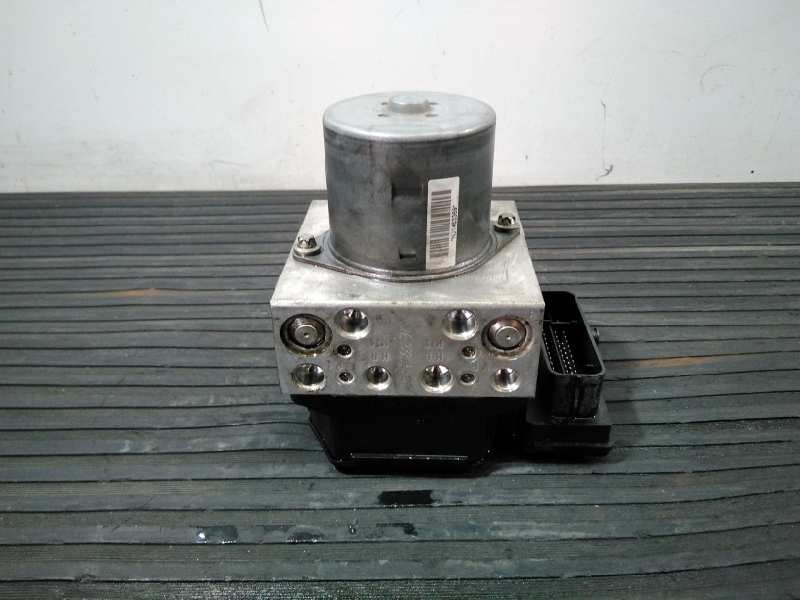 Recambio de abs para volkswagen passat variant (365) edition bluemotion referencia OEM IAM 3AA614109AQ 17654081 P3-A8-18-4