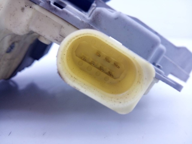 Recambio de cerradura puerta trasera izquierda para audi q7 (4l) 3.0 tdi referencia OEM IAM CZ3C4B39015A  E1-B6-38-2