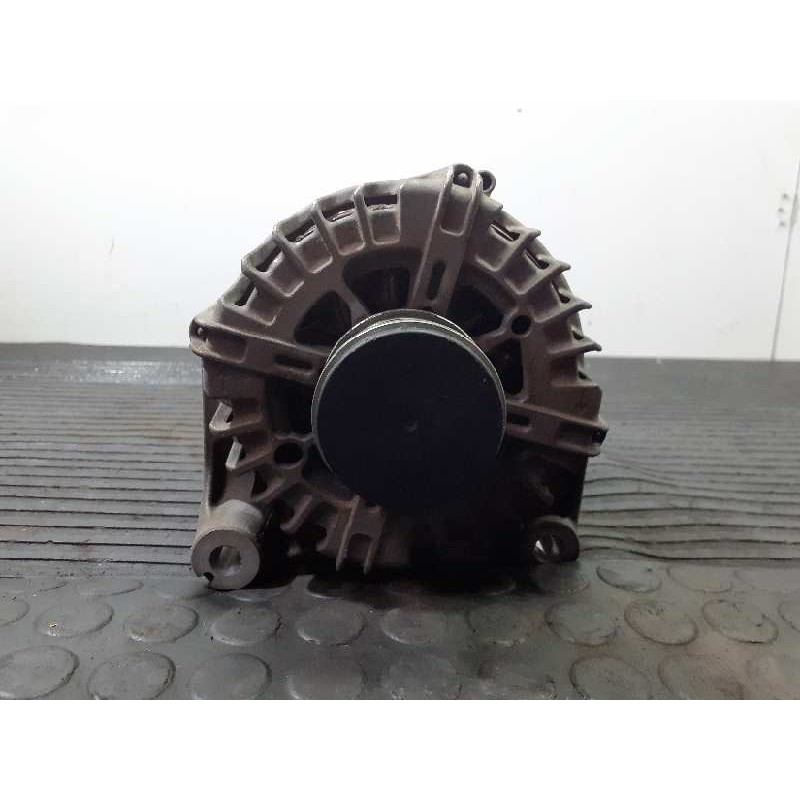 Recambio de alternador para bmw serie 5 lim. (f10) 520d referencia OEM IAM 850724AI02 FG18S052 P3-B2-10-2