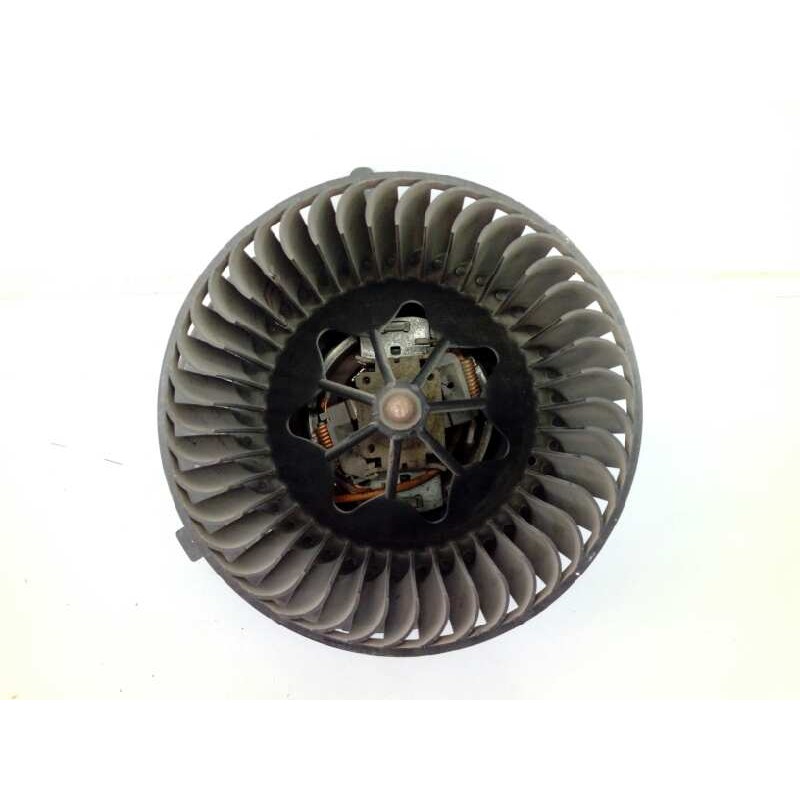 Recambio de ventilador calefaccion para volkswagen passat variant (365) edition bluemotion referencia OEM IAM 3C1820015T 3C09075