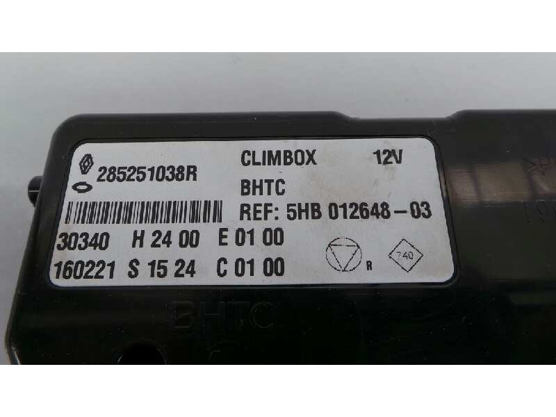 Recambio de centralita aire acondicionado para renault megane iv berlina 5p zen referencia OEM IAM 285251038R  E1-A1-3-3