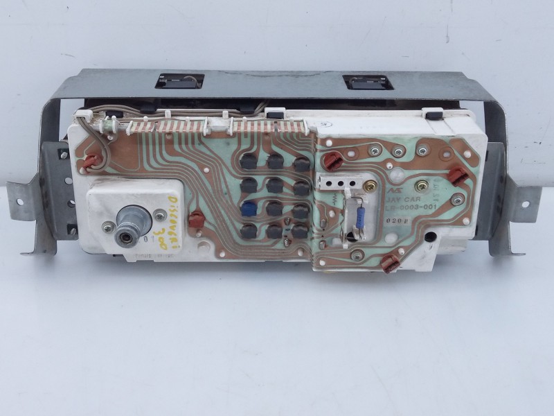 Recambio de cuadro instrumentos para land rover discovery (lt) referencia OEM IAM LR0003002 211290 E3-B3-18-2