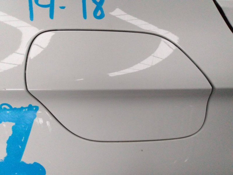 Recambio de tapa exterior combustible para volkswagen passat lim. (3g2) advance bmt referencia OEM IAM   