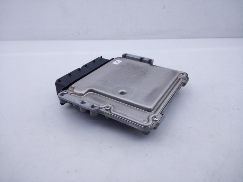 Recambio de centralita motor uce para kia sportage concept referencia OEM IAM 391502A380 0281032614 E3-A3-41-4