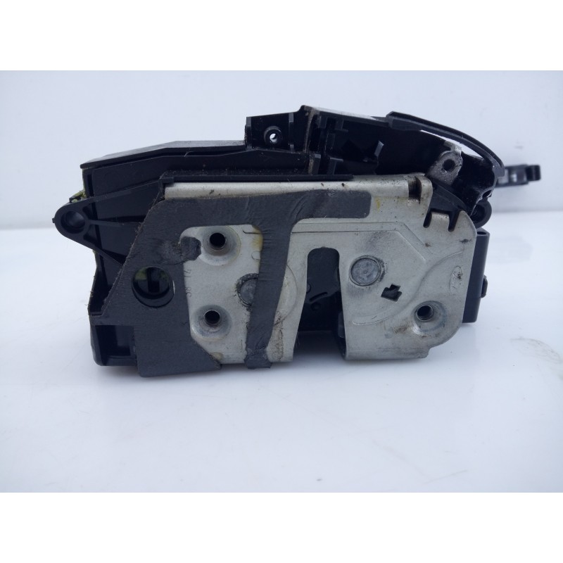 Recambio de cerradura puerta trasera derecha para ford c-max trend referencia OEM IAM 40744138844143  E2- B3-9-2