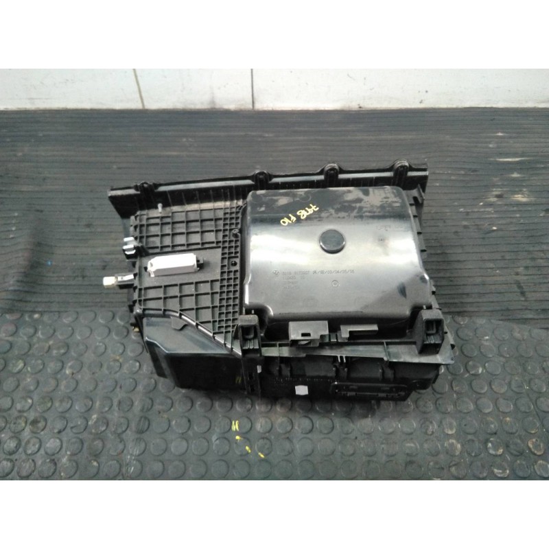 Recambio de guantera para bmw serie 5 lim. (f10) 520d referencia OEM IAM 51169173907  