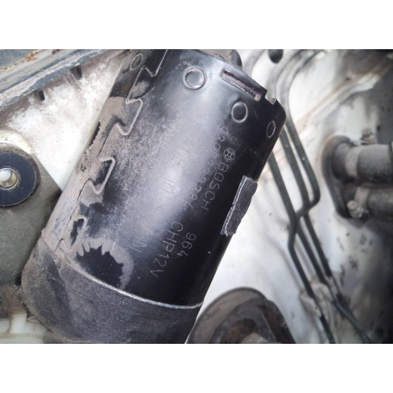 Recambio de motor limpia delantero para nissan terrano/terrano.ii (r20) sport referencia OEM IAM 9390332384  