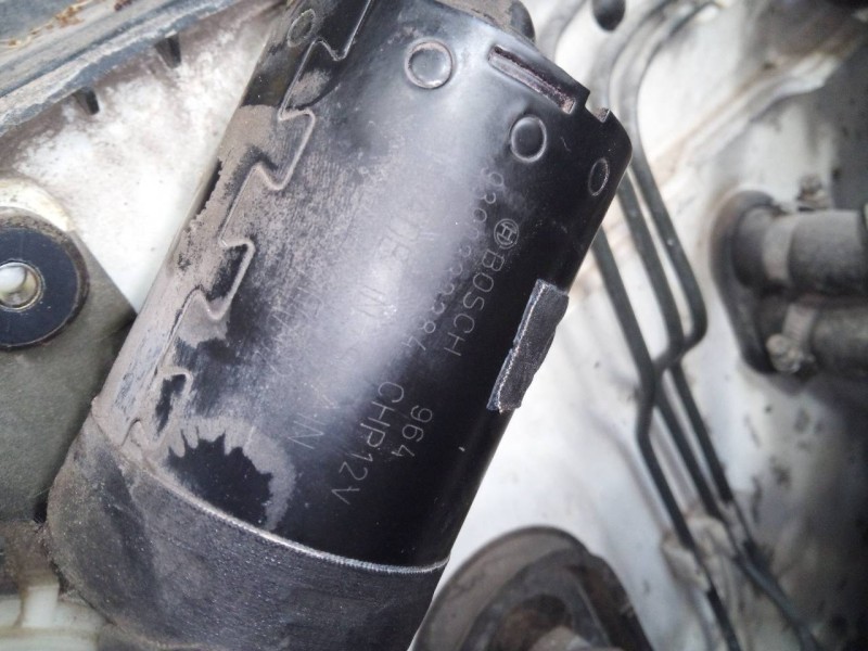 Recambio de motor limpia delantero para nissan terrano/terrano.ii (r20) sport referencia OEM IAM 9390332384  