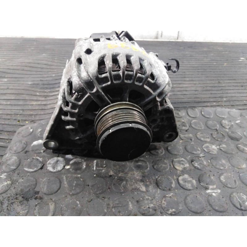 Recambio de alternador para kia cee´d emotion referencia OEM IAM 373002A600  P3-B5-15-1