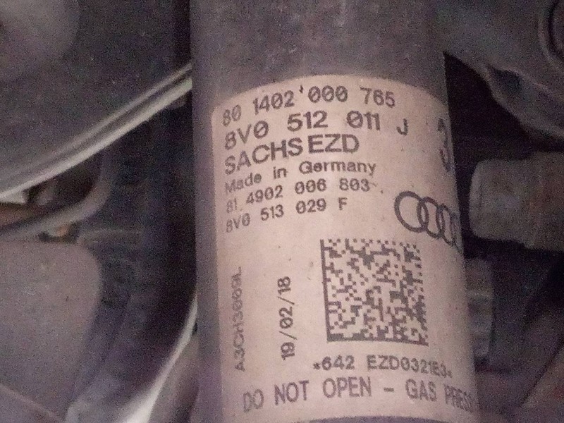 Recambio de amortiguador trasero derecho para audi a3 cabrio (8ve) design edition referencia OEM IAM 8V0512011J  