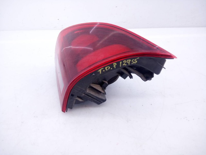 Recambio de piloto trasero derecho porton para peugeot 2008 (--.2013) access referencia OEM IAM 9814757280  E1-A4-35-1