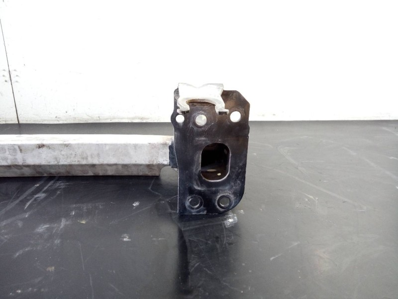 Recambio de refuerzo paragolpes delantero para audi q7 (4l) 3.0 tdi referencia OEM IAM   P1-A1-51