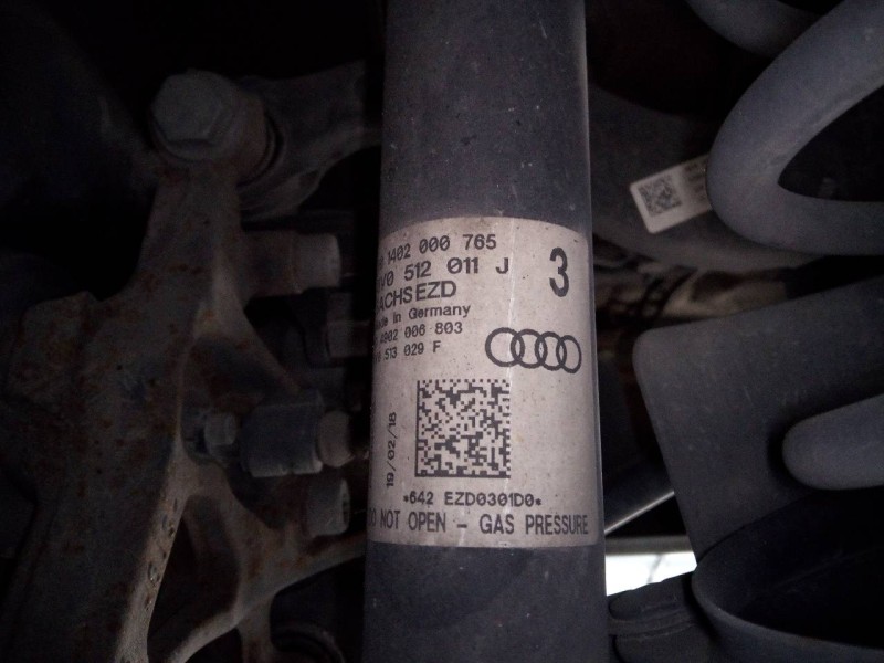 Recambio de amortiguador trasero izquierdo para audi a3 cabrio (8ve) design edition referencia OEM IAM 8V0512011J  