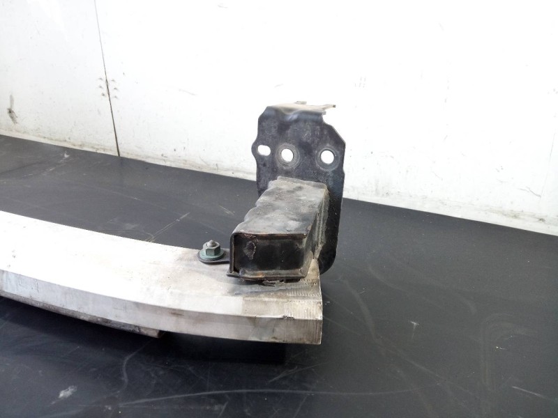 Recambio de refuerzo paragolpes delantero para audi q7 (4l) 3.0 tdi referencia OEM IAM   P1-A1-51