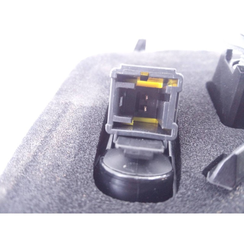 Recambio de piloto trasero derecho porton para peugeot 2008 (--.2013) access referencia OEM IAM 9814757280  E1-A4-35-1