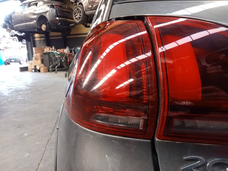 Recambio de piloto trasero izquierdo para peugeot 2008 (--.2013) access referencia OEM IAM   