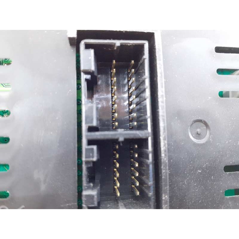 Recambio de cuadro instrumentos para kia cee´d emotion referencia OEM IAM 940241H151  E3-A3-23-2