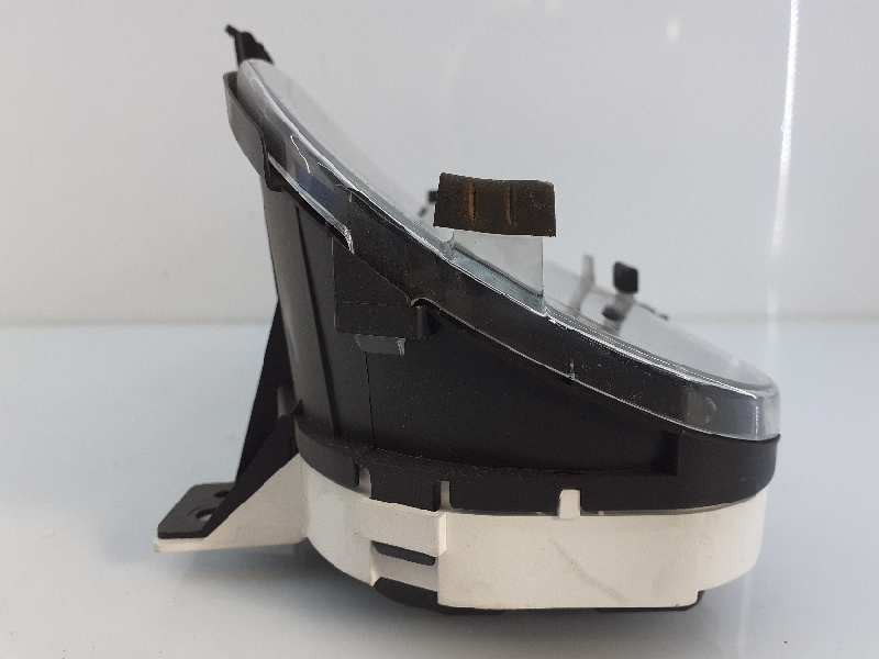 Recambio de cuadro instrumentos para kia cee´d emotion referencia OEM IAM 940241H151  E3-A3-23-2