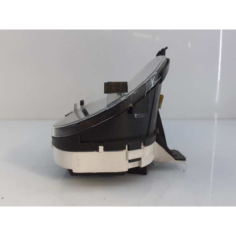 Recambio de cuadro instrumentos para kia cee´d emotion referencia OEM IAM 940241H151  E3-A3-23-2