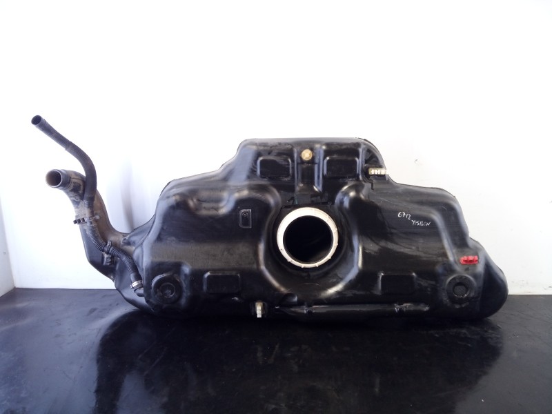 Recambio de deposito combustible para lancia ypsilon (101) 1.3 multijet 16v referencia OEM IAM 46838008  P1-B5-31
