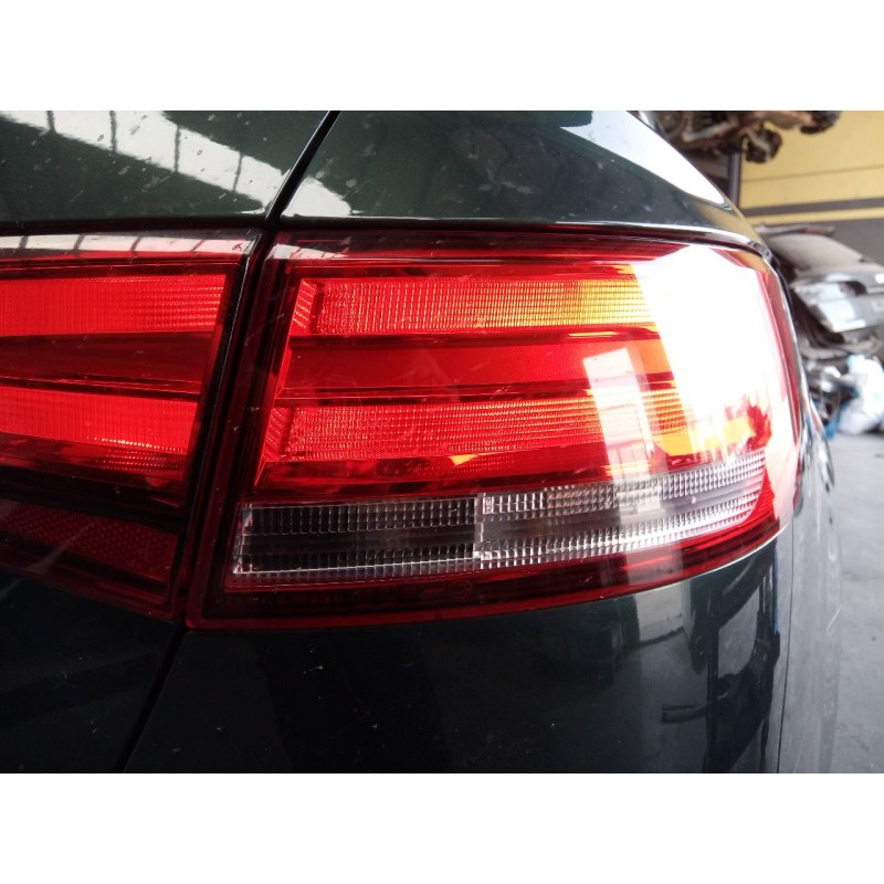 Recambio de piloto trasero derecho para audi a4 berlina (8w2) sport edition referencia OEM IAM 8W5945070A 2SK012248 E1-B6-45-2