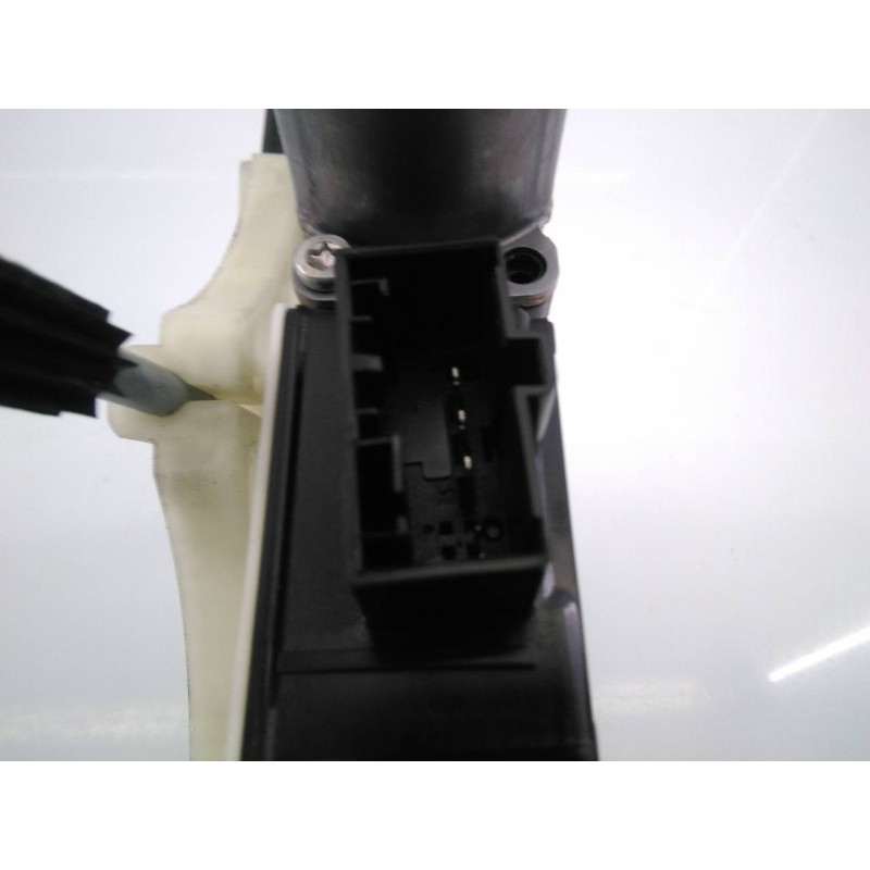 Recambio de elevalunas trasero izquierdo para seat ibiza (kj1) fr referencia OEM IAM 6F0839461A 5Q0959811D E1-B6-12-2