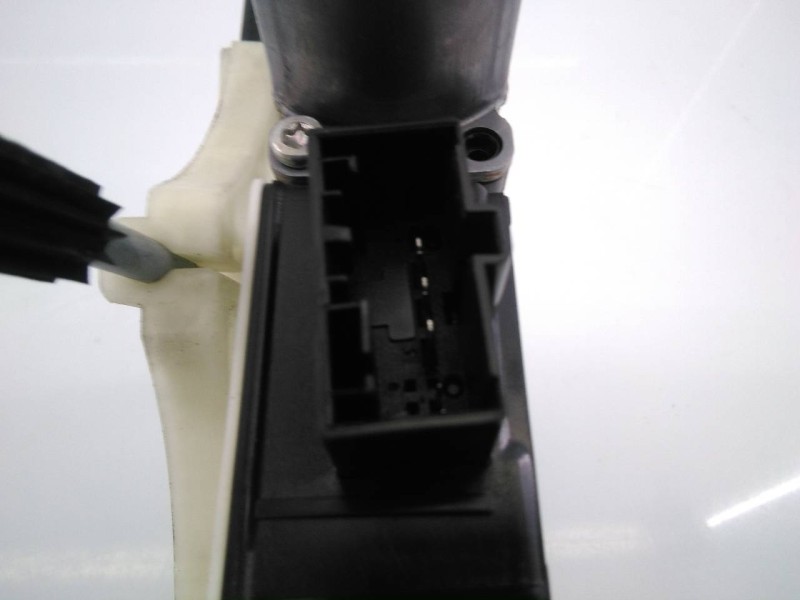 Recambio de elevalunas trasero izquierdo para seat ibiza (kj1) fr referencia OEM IAM 6F0839461A 5Q0959811D E1-B6-12-2