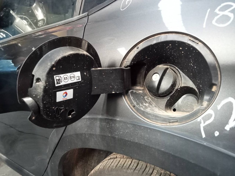 Recambio de tapa exterior combustible para peugeot 2008 (--.2013) access referencia OEM IAM   
