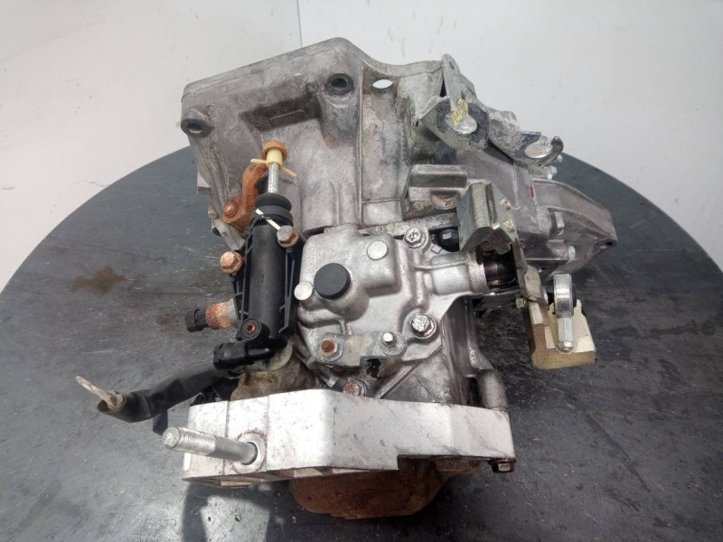 Recambio de caja cambios para fiat nuova 500 (150) pop referencia OEM IAM 2404534 303 M1-A3-158