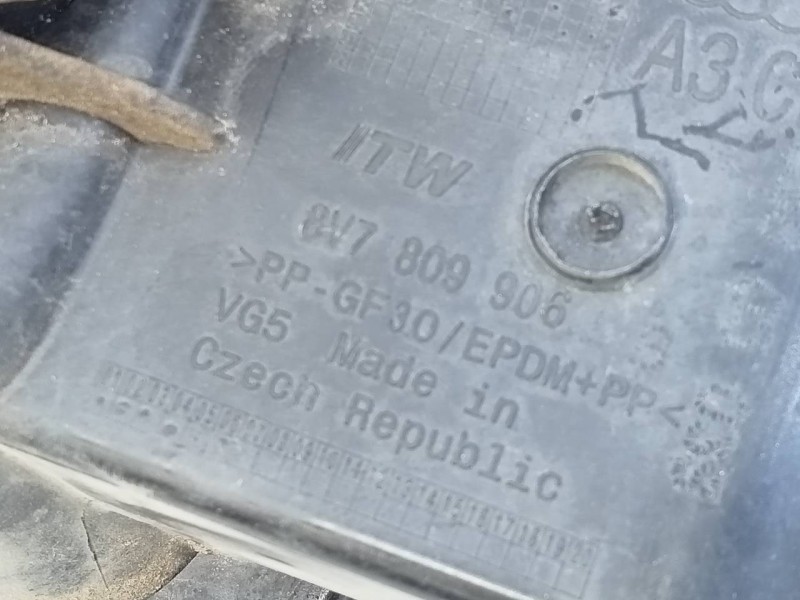 Recambio de tapa exterior combustible para audi a3 cabrio (8ve) design edition referencia OEM IAM 8V7809906  E1-B6-51-1