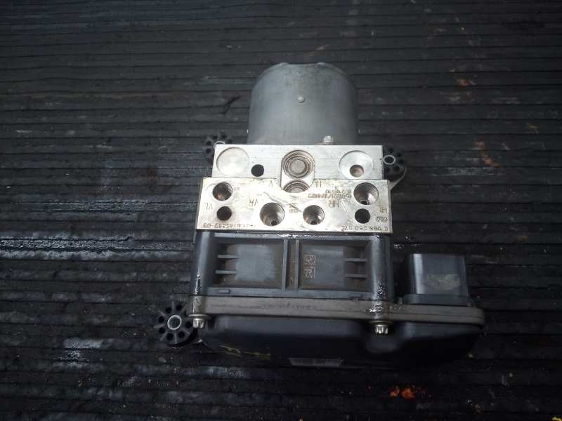 Recambio de abs para bmw serie 5 lim. (f10) 520d referencia OEM IAM 0265960375 00527R0262 P3-A8-14-5
