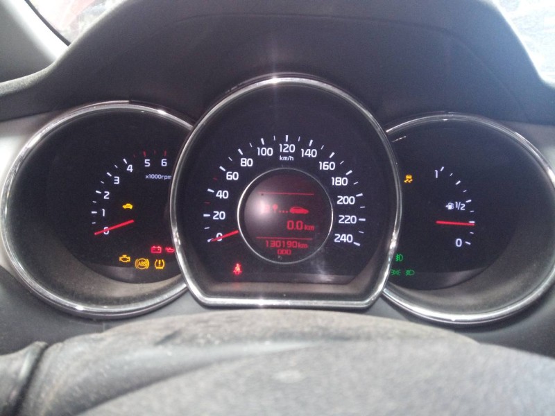 Recambio de cuadro instrumentos para kia cee´d drive referencia OEM IAM 94003A2323 A2C944387000020725 E3-A3-25-3