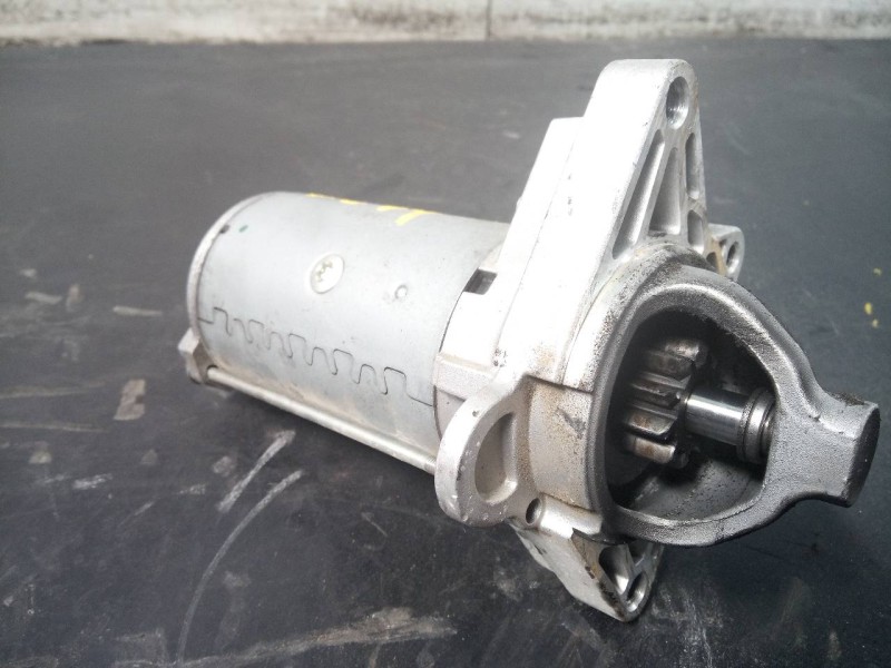 Recambio de motor arranque para nissan nv400 pritsche l2h1 3,5t referencia OEM IAM A4709060300 233002654 P3-A7-8-1