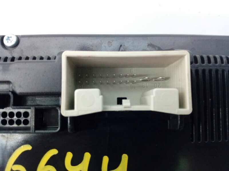 Recambio de mando climatizador para skoda yeti active referencia OEM IAM 3T0907044CD 5HB00974994 E2-A1-24-4